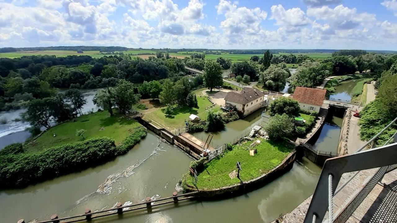 Vila La Roulotte De Moulin Rouge Audelange Exteriér fotografie